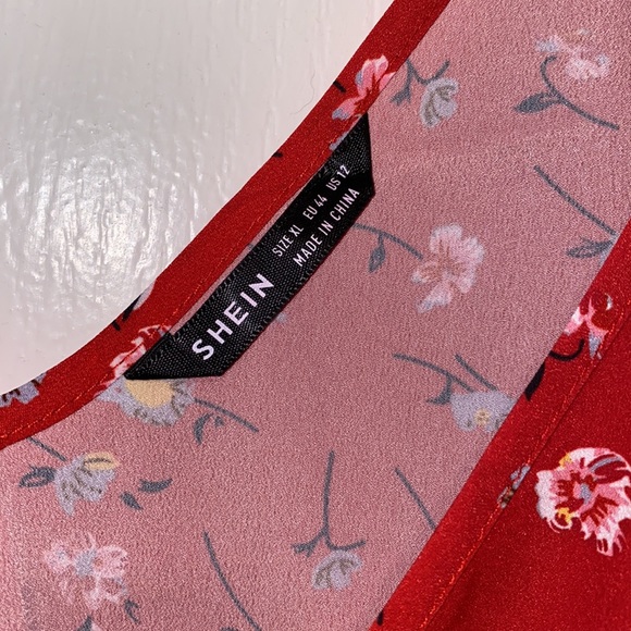 RED FLORAL TANK TOP - Picture 7 of 7